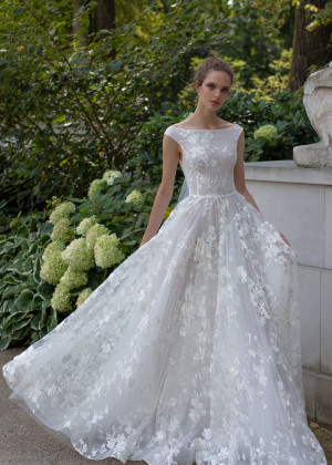Sabrina Neck Ivory Lace Floral Wedding Dress